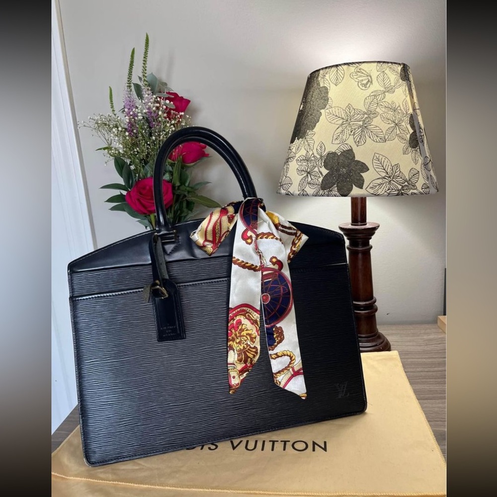 Authentic Louis Vuitton Riviera Epi Black